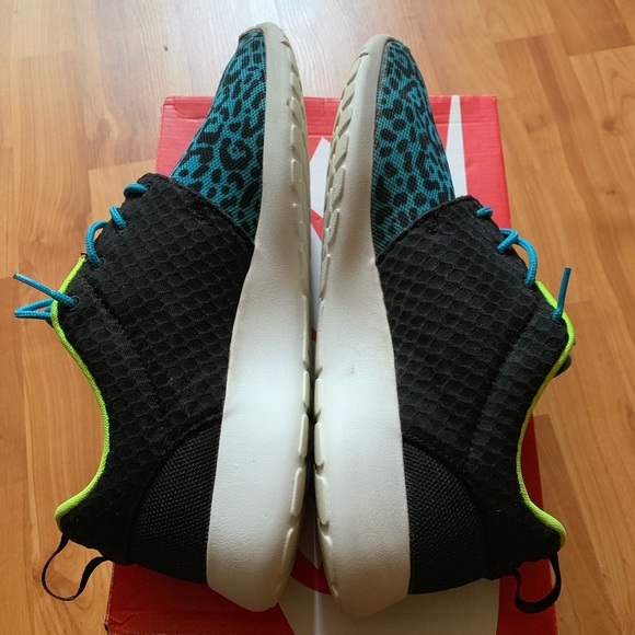 Nike FB Roshe - Picture 5 of 6